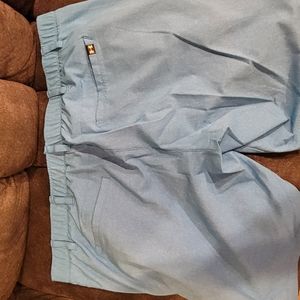 UA golf shorts